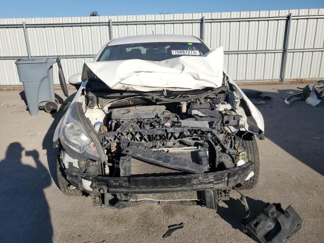 KNADM4A39G6558987 - 2016 KIA RIO LX WHITE photo 5