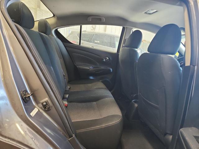 3N1CN7AP0KL846530 - 2019 NISSAN VERSA S ნაცრისფერი ფოტო 10