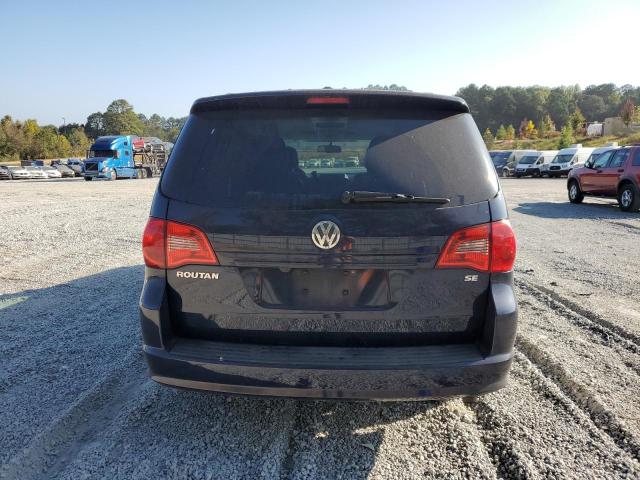 2C4RVABGXER135105 - 2014 VOLKSWAGEN ROUTAN SE BLUE photo 6