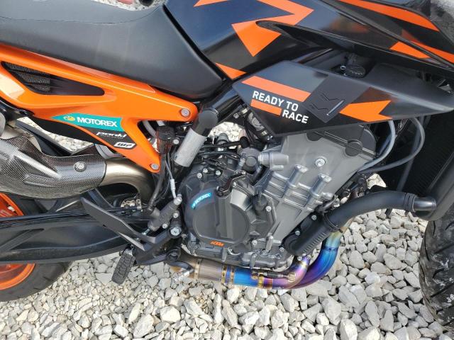 VBKTU940XNM842228 - 2022 KTM 890 DUKE R TWO TONE photo 7