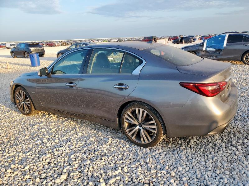 JN1EV7AR9JM443547 - 2018 INFINITI Q50 LUXE 灰色 照片 2