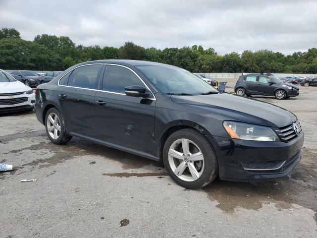 1VWBH7A34DC055703 - 2013 VOLKSWAGEN PASSAT SE BLACK photo 4