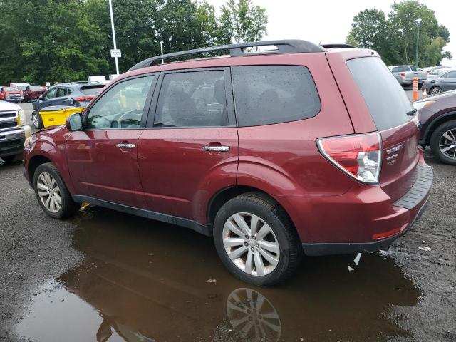 JF2SHAEC9DH437420 - 2013 SUBARU FORESTER LIMITED RED photo 2