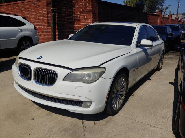 WBAKC8C5XCC434836 - 2012 BMW 750 LXI WHITE photo 2