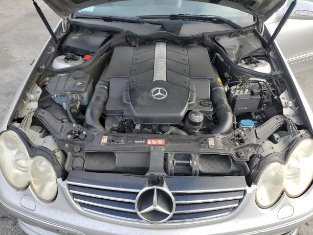 WDBTJ75J25F132104 - 2005 MERCEDES-BENZ CLK 500 SILVER photo 11