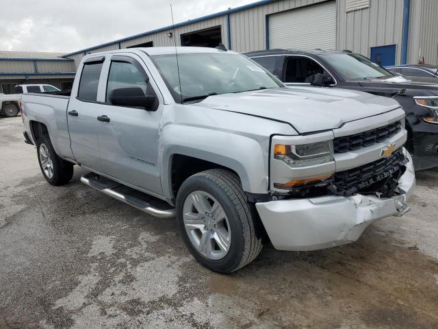 1GCRCPEC2JZ109034 - 2018 CHEVROLET SILVERADO C1500 CUSTOM SILVER photo 4