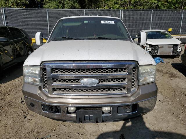 1FTSW21P05EA97595 - 2005 FORD F250 SUPER DUTY WHITE photo 5