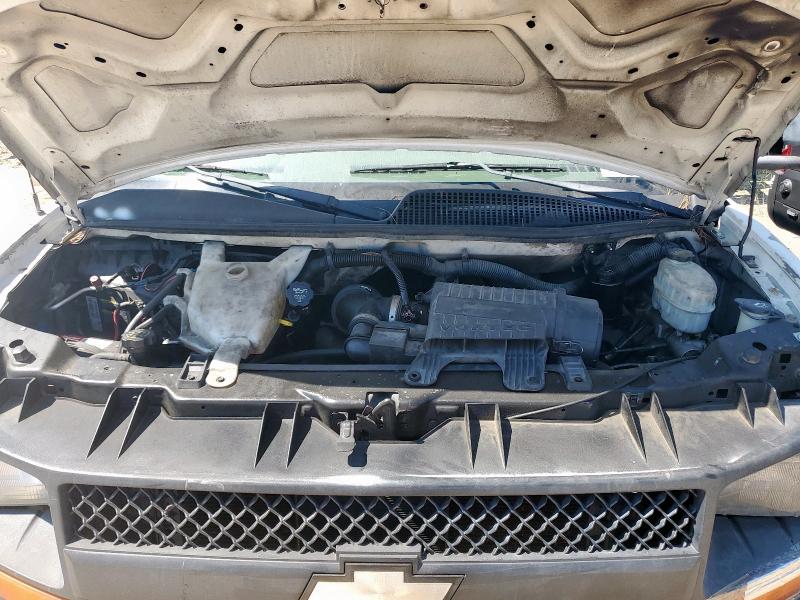 1GBHG31C991183337 - 2009 CHEVROLET EXPRESS G3 WHITE photo 12