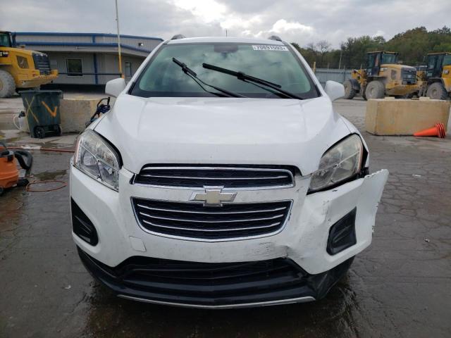 KL7CJLSB5FB085874 - 2015 CHEVROLET TRAX 1LT WHITE photo 5