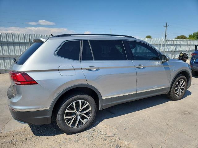 3VV2B7AX7LM029716 - 2020 VOLKSWAGEN TIGUAN SE ვერცხლისფერი ფოტო 3