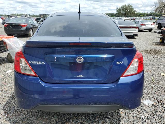 3N1CN7AP0JL865819 - 2018 NISSAN VERSA S ლურჯი ფოტო 6