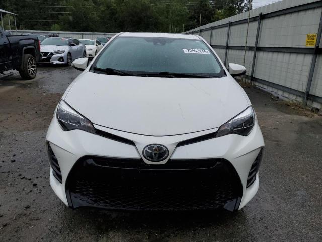 5YFBURHE2KP873663 - 2019 TOYOTA COROLLA L WHITE photo 5