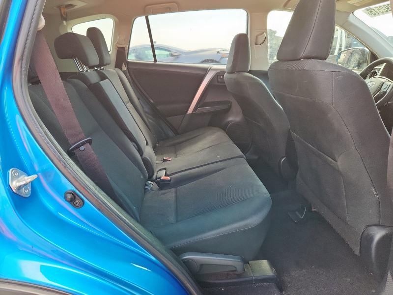 JTMZFREV1GD084685 - 2016 TOYOTA RAV4 LE 蓝色 照片 11