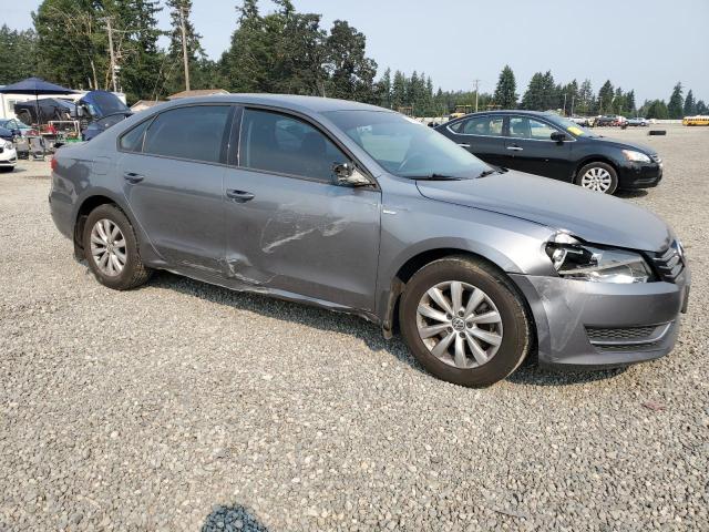 1VWAT7A38FC009367 - 2015 VOLKSWAGEN PASSAT S GRAY photo 4