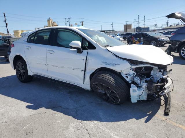 JTDBCMFE4SJ038385 - 2025 TOYOTA COROLLA LE WHITE photo 4