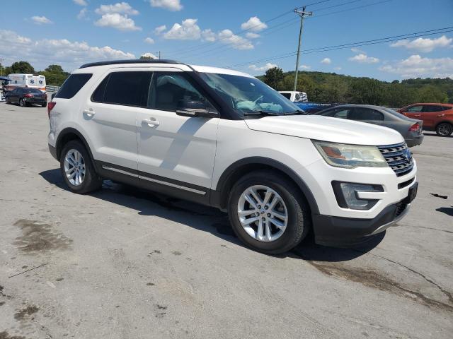 1FM5K7DH2GGB92107 - 2016 FORD EXPLORER XLT WHITE photo 4