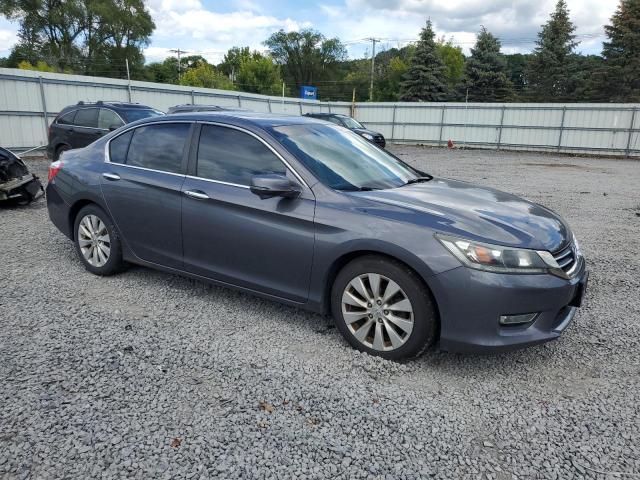 1HGCR2F74DA033877 - 2013 HONDA ACCORD EX GRAY photo 4