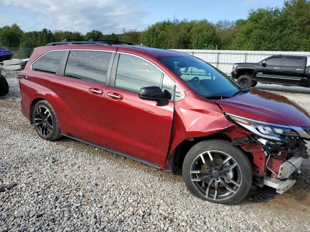 5TDXRKEC0NS080956 - 2022 TOYOTA SIENNA XSE RED photo 4