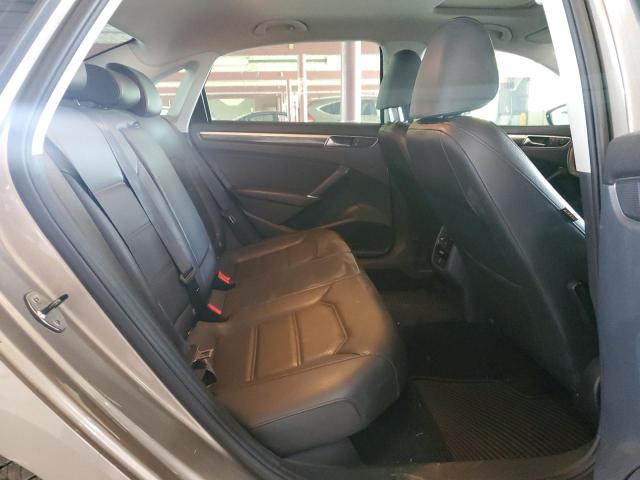 1VWBT7A32HC030349 - 2017 VOLKSWAGEN PASSAT SE GOLD photo 10