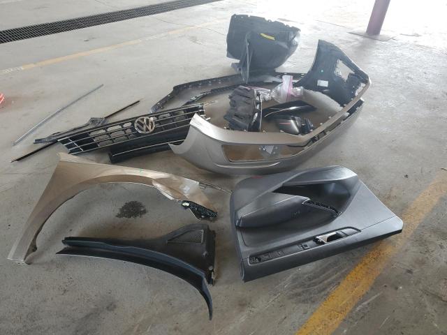 1VWBT7A32HC030349 - 2017 VOLKSWAGEN PASSAT SE GOLD photo 12