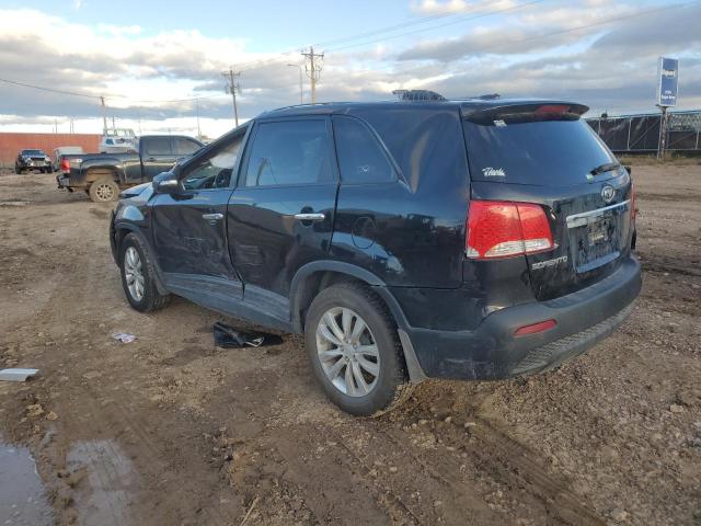 5XYKU3A10BG035379 - 2011 KIA SORENTO EX BLACK photo 2