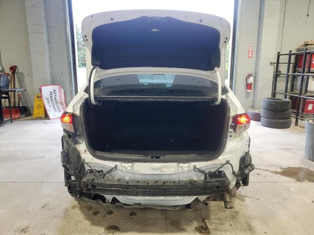 5YFBPRBE1LP049882 - 2020 TOYOTA COROLLA LE WHITE photo 6