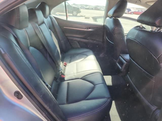 4T1C11AKXMU605671 - 2021 TOYOTA CAMRY LE 银色 照片 10