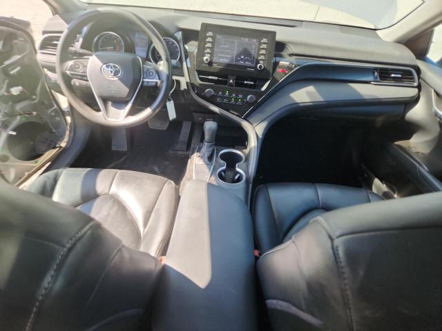 4T1C11AKXMU605671 - 2021 TOYOTA CAMRY LE 银色 照片 8