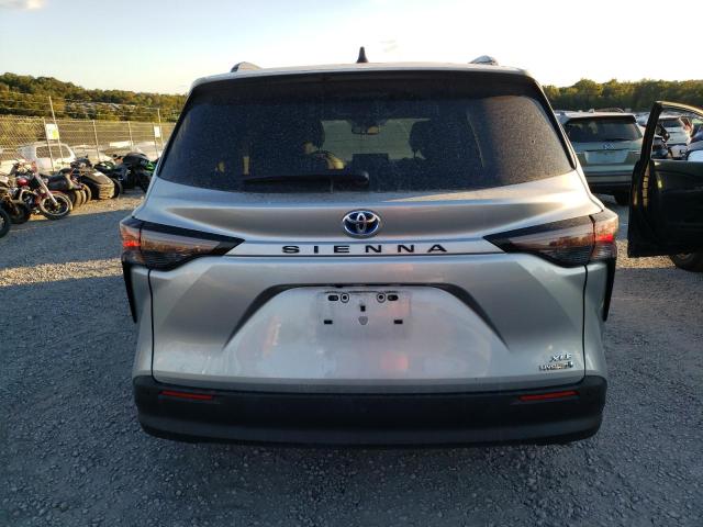 5TDJRKEC2PS146951 - 2023 TOYOTA SIENNA XLE 银色 照片 6