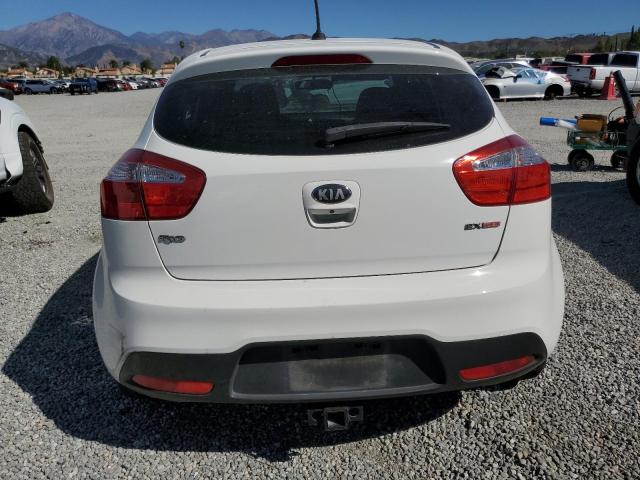 KNADN5A3XD6197753 - 2013 KIA RIO EX WHITE photo 6