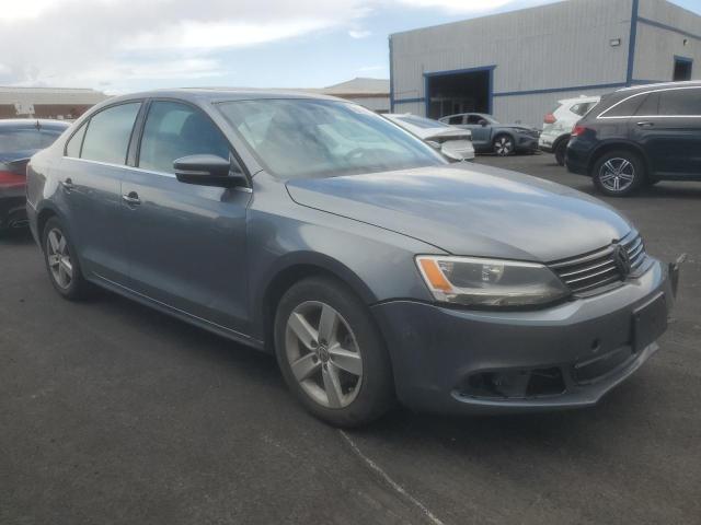 3VWLL7AJ4EM385553 - 2014 VOLKSWAGEN JETTA TDI Մոխրագույն լուսանկար 4