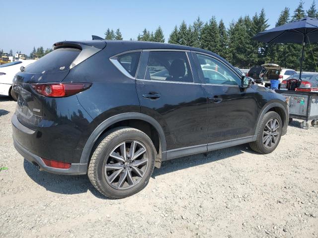 JM3KFACM5J0405131 - 2018 MAZDA CX-5 TOURING أسود صورة 3