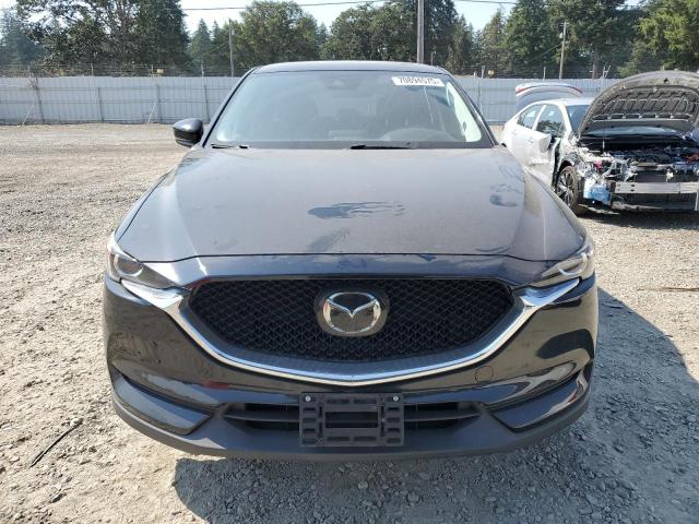 JM3KFACM5J0405131 - 2018 MAZDA CX-5 TOURING أسود صورة 5