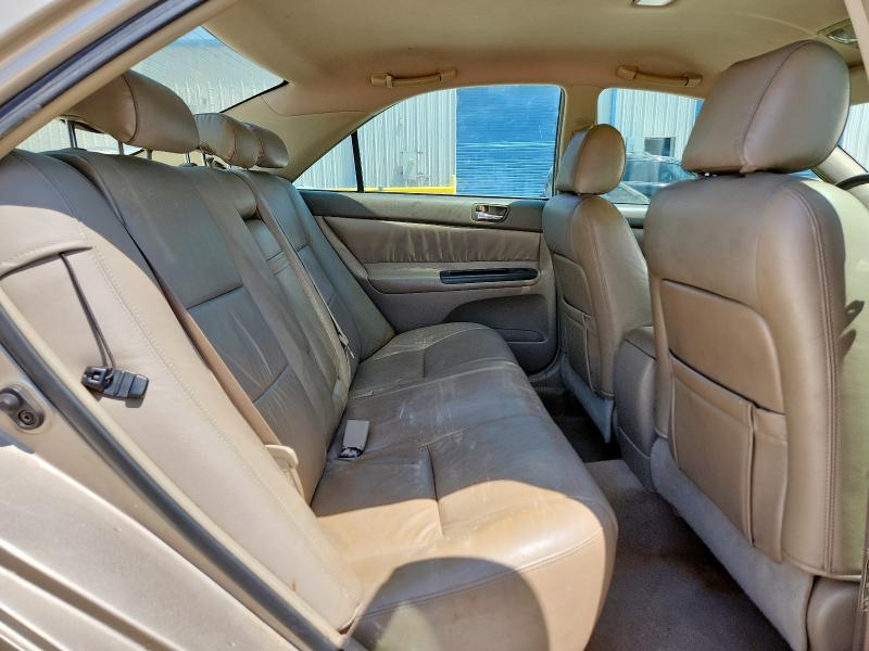 4T1BE32K95U083546 - 2005 TOYOTA CAMRY LE GOLD photo 10