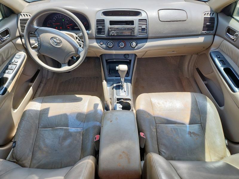 4T1BE32K95U083546 - 2005 TOYOTA CAMRY LE GOLD photo 8