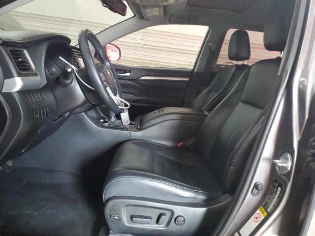 5TDJKRFH0GS295205 - 2016 TOYOTA HIGHLANDER XLE GRAY photo 7
