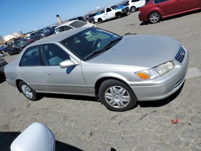 JT2BG22K8Y0502628 - 2000 TOYOTA CAMRY CE SILVER photo 4