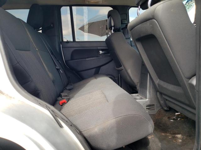 1C4PJLAK7CW174565 - 2012 JEEP LIBERTY SPORT SILVER photo 10