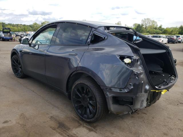 7SAYGDEE4PF814077 - 2023 TESLA MODEL Y GRAY photo 2
