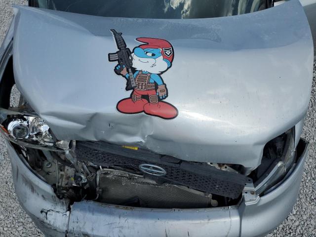 JTLKE50E181006242 - 2008 TOYOTA SCION XB SILVER photo 11