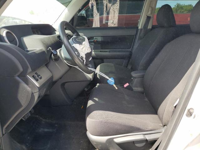 JTLKE50E181006242 - 2008 TOYOTA SCION XB SILVER photo 7