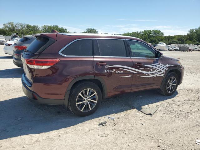 5TDJZRFHXJS899220 - 2018 TOYOTA HIGHLANDER SE Bordeaux photo 3