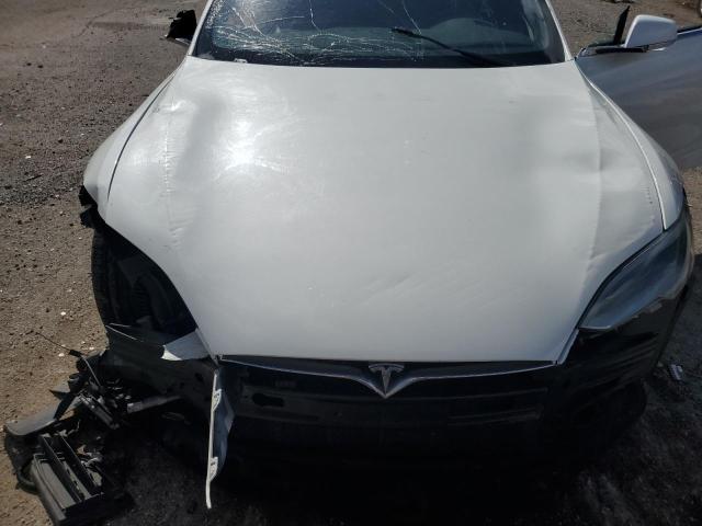5YJSA1E1XHF193252 - 2017 TESLA MODEL S WHITE photo 11