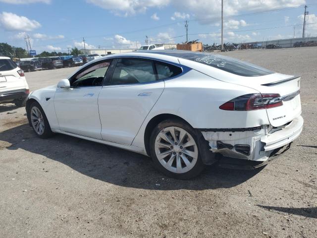 5YJSA1E1XHF193252 - 2017 TESLA MODEL S WHITE photo 2