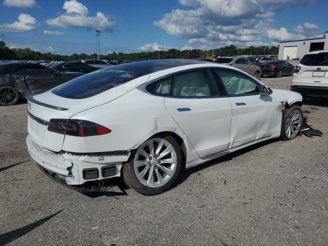5YJSA1E1XHF193252 - 2017 TESLA MODEL S WHITE photo 3