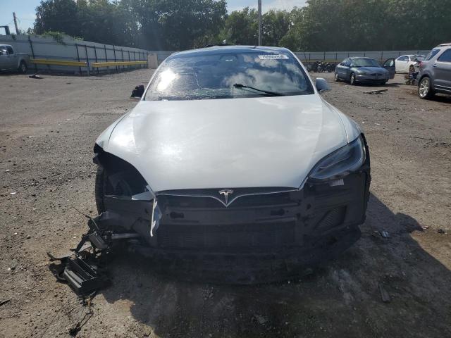 5YJSA1E1XHF193252 - 2017 TESLA MODEL S WHITE photo 5