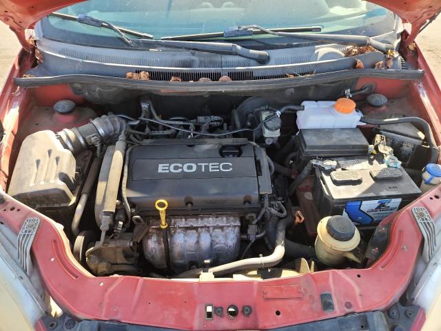 KL1TD66E29B304575 - 2009 CHEVROLET AVEO LS RED photo 11