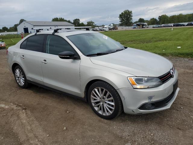 3VWLZ7AJ6BM355450 - 2011 VOLKSWAGEN JETTA SEL SILVER photo 4