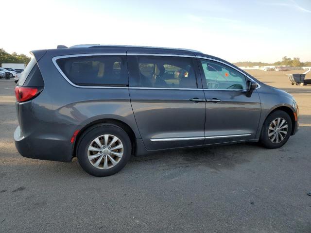2C4RC1BG4JR355971 - 2018 CHRYSLER PACIFICA TOURING L GRAY photo 3