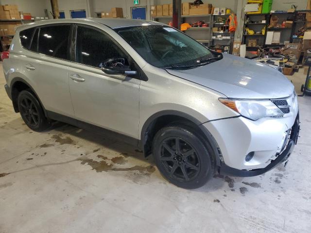 2T3ZFREV9FW189881 - 2015 TOYOTA RAV4 LE GRAY photo 4